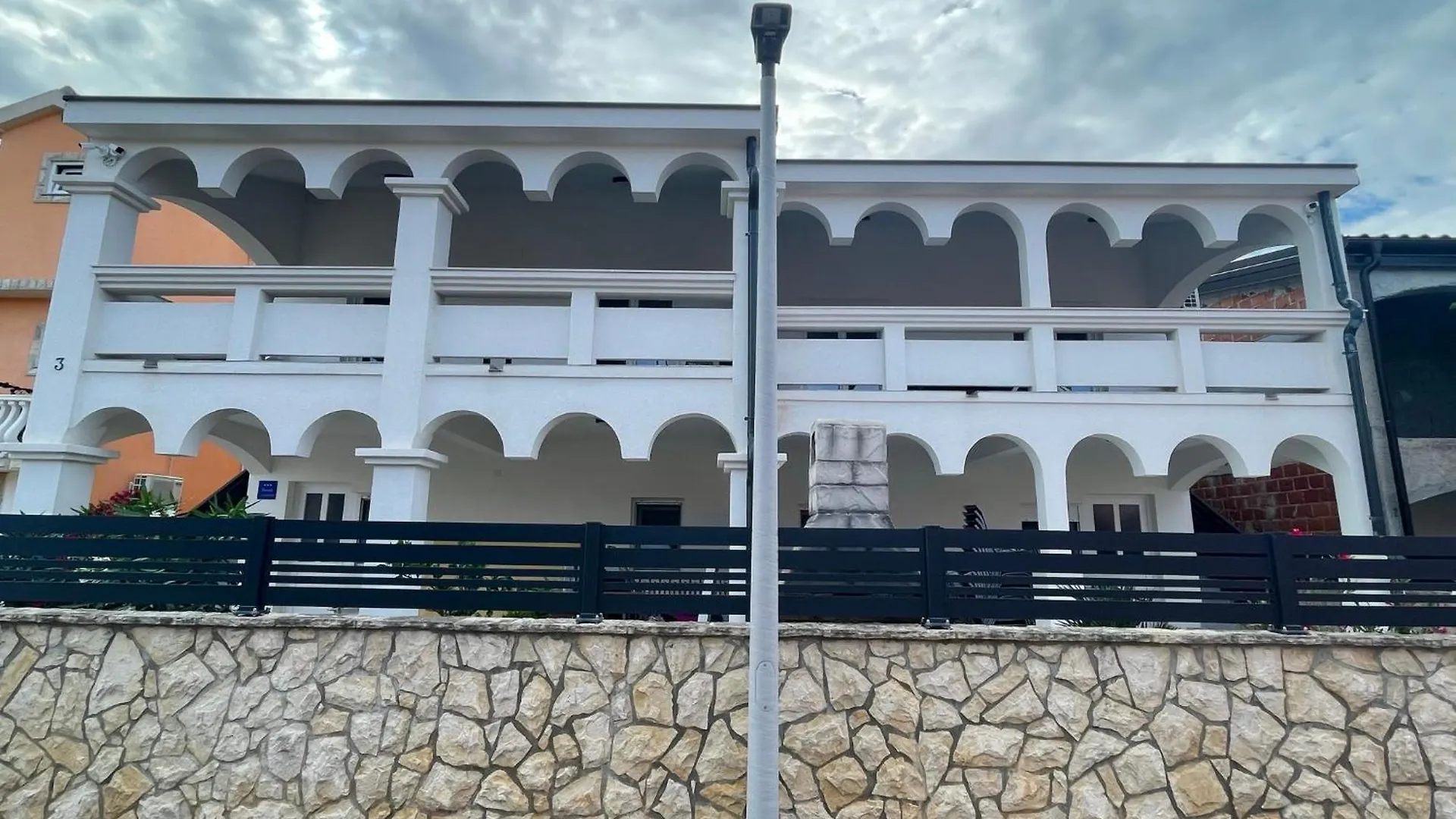 Apartmenthouse Ines Vir 0*,  Croatia