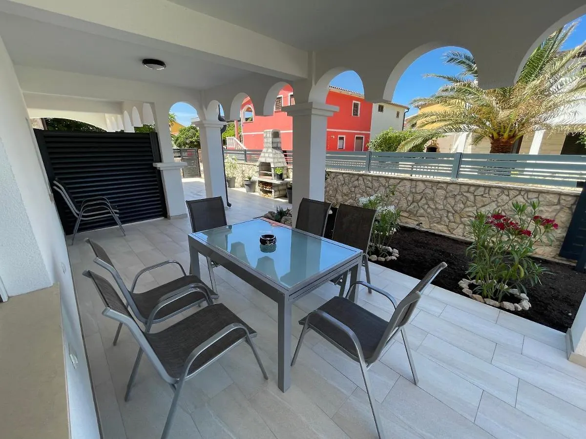 Apartmenthouse Ines Vir Apartmán